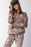 THE SNUGGLE IS REAL STAR PULLOVER